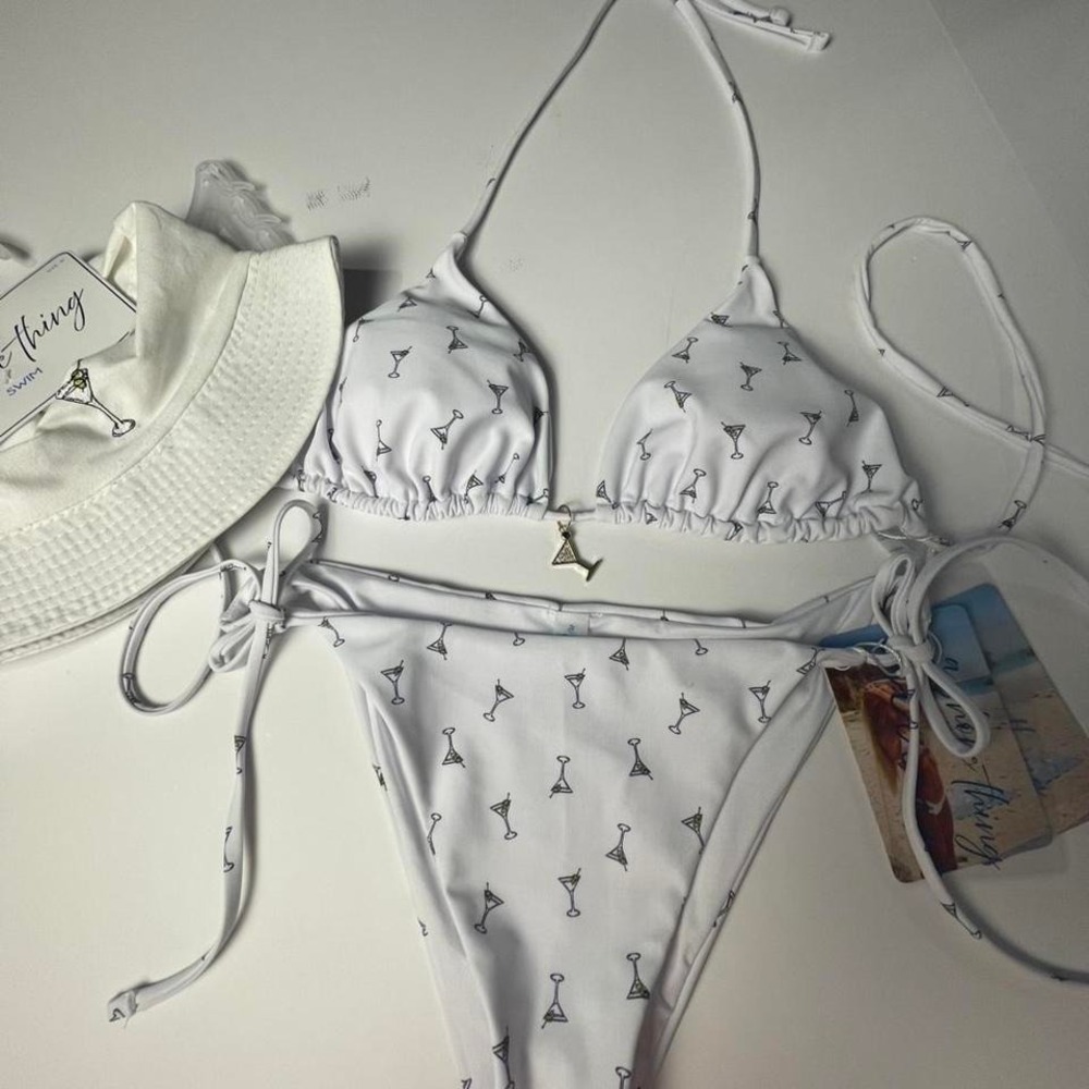 White teeny bikini Martini charmed set  Medium NWT and matching sun hat.